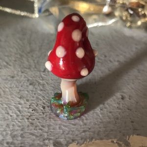 Mushroom pendant